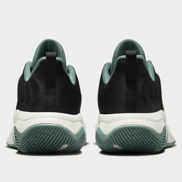 Nike Giannis Immortality 4 Women's sz 7.5 Kid's 6 Black Bicoastal Ivory & Gold - Picture 2 of 12